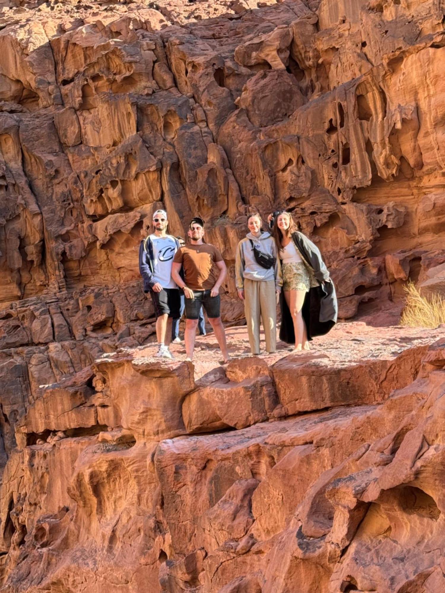 Rum Solaris Bubbles Camp Wadi Rum Exterior foto
